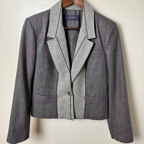 Jackets & Blazers - Vintage cropped blazer